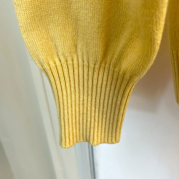 Gucci cashmere cardigan ! - Picture 9 of 9